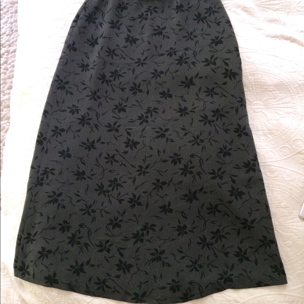 Jones New York long skirt